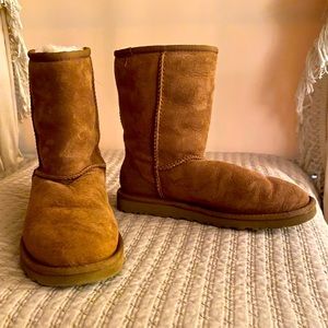 New Women’s UGGs